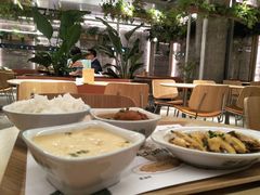 -老乡鸡(上海白玉兰广场店)