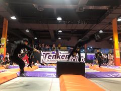 -Tenker Club弹刻极限主题公园 · 蹦床 · 团建 · 生日派对(大关店)