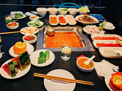 -海底捞火锅智慧餐厅(中骏世界城店)