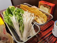 -沙胆彪炭炉牛杂煲(上海日月光广场店)