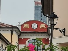 -佛罗伦萨小镇广佛名品奥特莱斯(疏港路店)