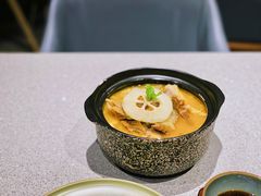 酸木瓜炖牛腩-半山腰·云南菜(侨福芳草地店)