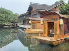 -绿茶餐厅(龙井船宴· 品牌总店)