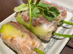 -大头虾越式风味餐厅(光明广场店)