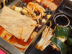 螺蛳粉牛油辣锅-九鼎轩脆毛肚火锅(三钢里店)
