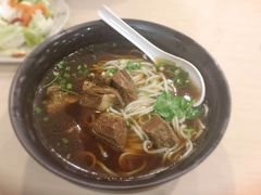 -李先生牛肉面大王(北京站售票厅餐厅)