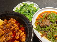 -万重锦·人文川菜馆(骡马市店)