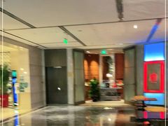 -恰餐厅及酒吧 CHAR Bar & Grill (北京丽都皇冠假日店)