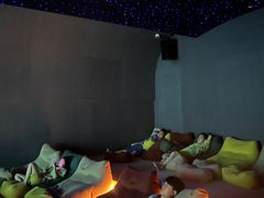 -涨巢·潮玩水疗局