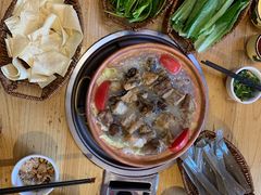 -阿婆情腊排骨火锅(金虹路店)