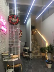 -茶发Salon·烫发染发理发