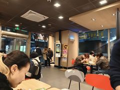-麦当劳(轻轨曹杨路店)