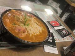-肥汁米蘭香港米线(定西路店)