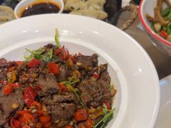 -黄泥岗·地道湖北菜(奥特莱斯店)