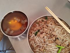 -正宗杨记普洱酸醋米线(总店)
