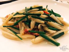 咸肉韭菜脆藕-天伦里餐厅(绿城桃花源店)