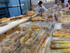 面包甜点陈列柜-糕材生•糕点•生日蛋糕(兴华街店)