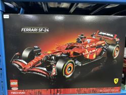 -逝水玩具折扣店