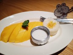 经典泰式椰香糯米甜饭-THAI1949西泰料理(三迪中心店)