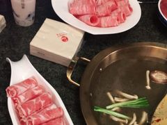 -小天鹅火锅·一线江景洪鼎旗舰店(洪崖洞店)
