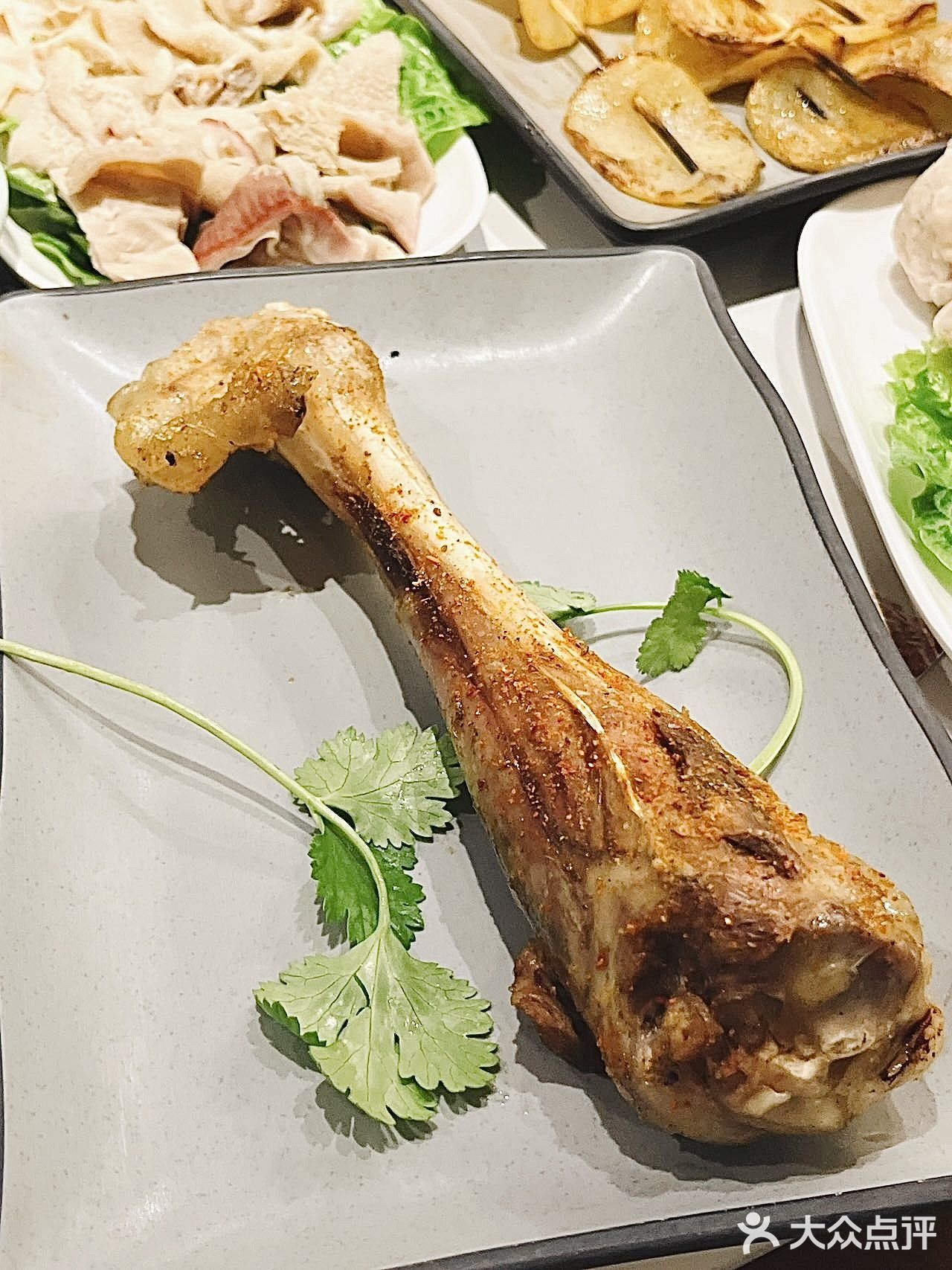 冬令进补吃什么？那肯定少不了羊肉锅