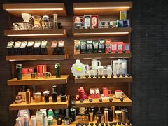 -星巴克臻选(济南万达店)