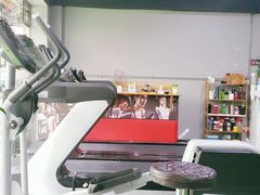 -征成健身连锁私教工作室(九公里店)