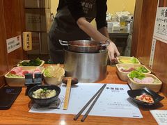 -独食火锅·半米屋台(直营总店)