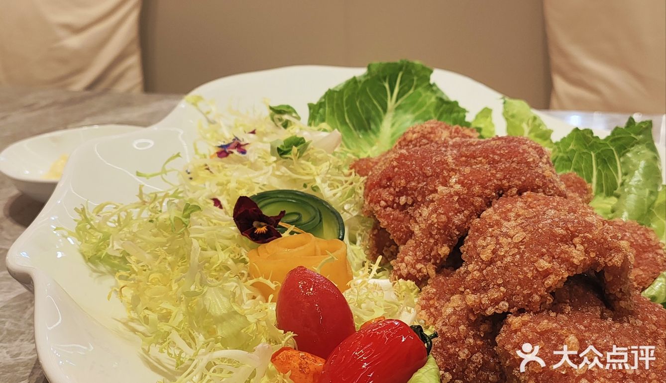 终于找回了儿时记忆中的沙律牛排的味道