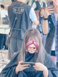 -镁连社·美联社