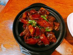 牛肉炖萝卜-兴圆苑