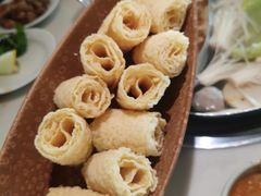 -左庭右院鲜牛肉火锅(浦江欢乐颂店)