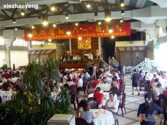 大厅真热闹-金河半岛园林酒家(金融城店)