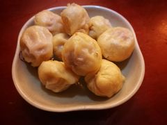 -佬钱湾仔(衣裳街店)