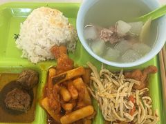 -同济大学本部学苑饮食广场