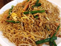 -渝君重庆火锅(嘉宾路店)