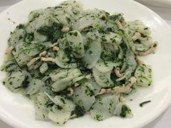 荠菜肉丝炒年糕-银都上海菜馆(粤海东路店)