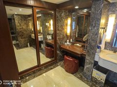 -上海银星皇冠假日酒店