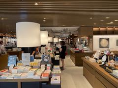 -茑屋书店(天目里店)