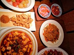 -肆海小川菜酒馆Wine Bistro (青年路店)