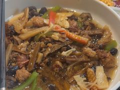 -有红鸡毛店·川菜(建设路店)