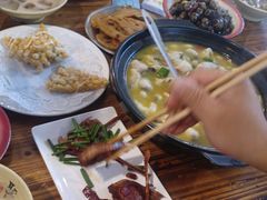 -冶建镜子·老南昌大排档·江西虾王(总店)