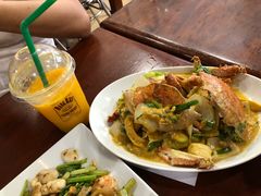 -Dang restaurant (patong phuket)