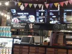 -CGV影城(滨江天街IMAX店)