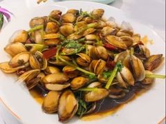 -嗨辣小聚·盘锦河蟹·海鲜烧烤龙虾(盘锦十年好店)