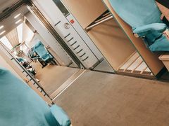 -龙阳路磁悬浮列车总站-停车场