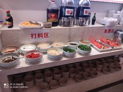 自助调料区-映山红鲜货火锅(鱼嘴店)