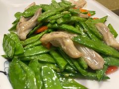 西芹炒鸭舌-广迎居老正兴菜馆