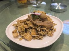 -桃子餐厅·天津菜(王顶堤总店)