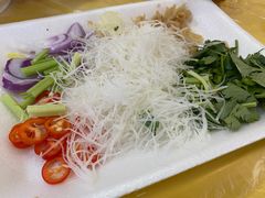 -官塘陈记鱼生·潮汕砂锅粥·牛肉火锅(潮枫路总店)